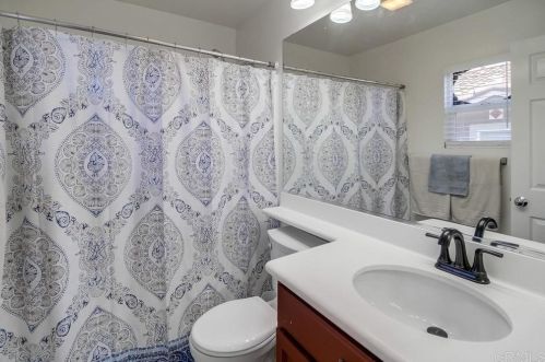 717 Caminito Valiente, Chula Vista CA  91911-6971 exterior