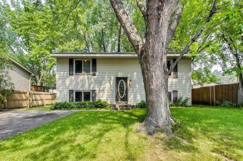 807 10th Ave, Columbus, MN 55025