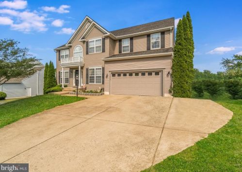 1004 Black Oak Ct, Fredericksburg, VA 22401-6216