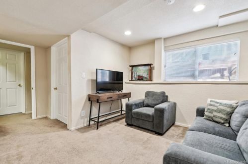 21264 Belleview Pl, Denver CO  80015-6406 exterior