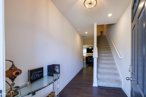 30 Chastain Cir, Newnan, GA 30263-8601