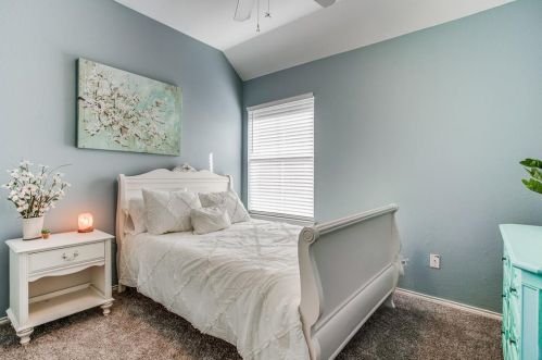 7058 Deer Rdg Dr, Fort Worth TX 76137-4714 exterior