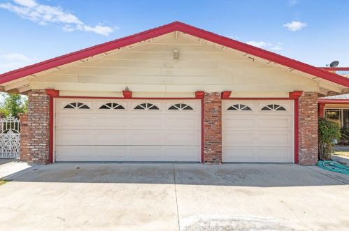 830 23rd St, Upland, CA 91784-1214