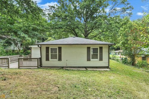 2843 Mango Cir, Atlanta GA  30318-3836 exterior