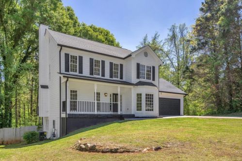 2950 Stone Bridge Trl, Conyers GA  30094-5674 exterior