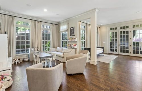 876 Berkshire Rd, Atlanta GA  30324-4930 exterior