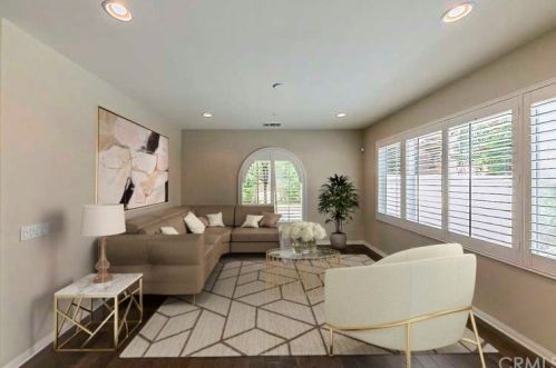 296 Cardinal Ln, Upland, CA 91786-7725