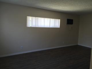 7238 Whittier Ave, Whittier CA  90602-1129 exterior