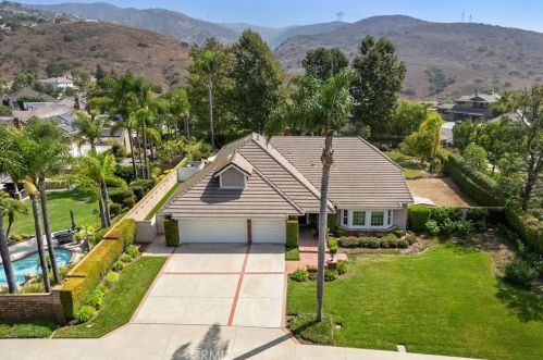 4300 San Antonio Rd, Yorba Linda, CA 92886-7813
