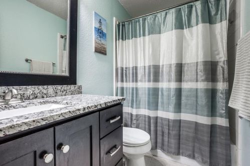 1201 Sheffield Dr, Midlothian TX  76063-7693 exterior