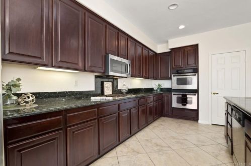 857 Renfro Way, El Cajon, CA 92019-1424