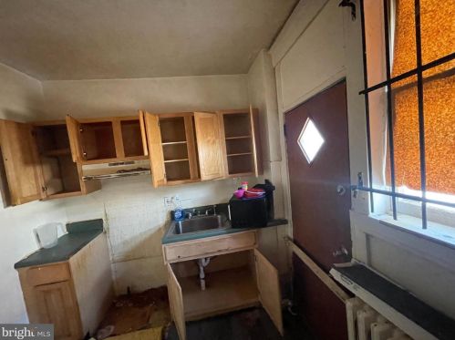 1607 Chelten Ave, Philadelphia PA 19126-3523 exterior