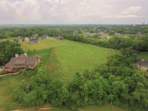8090 Country Brk Ct, Springboro OH  45066-8473 exterior