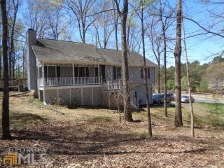 607 Hickory Creek Ln, Holly Springs, GA 30188-1958
