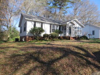 110 Chandler St, Carrollton, GA 30117-2306