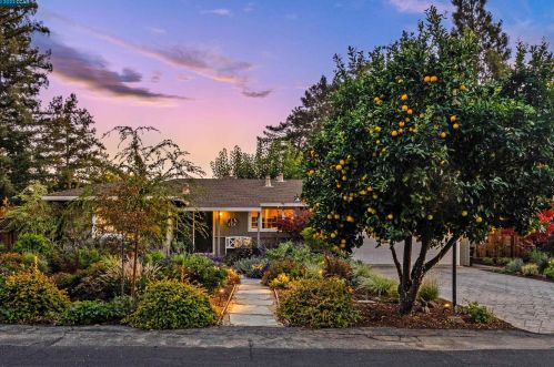 1661 Georgia Dr, Concord, CA 94519-1921
