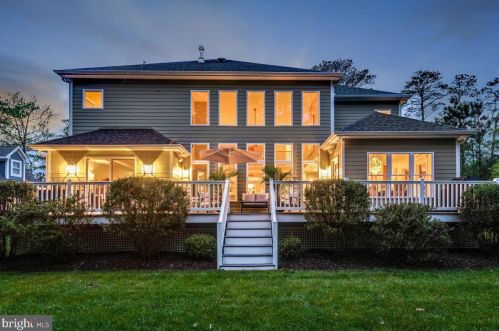 11716 Maid At Arms Ln, Berlin, MD 21811-1651