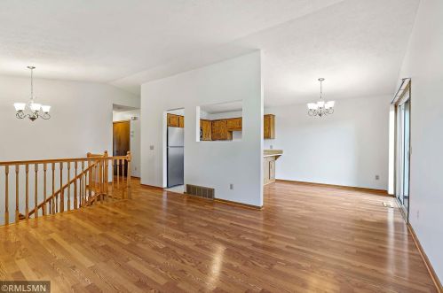 4274 Bridgewood Ter, Saint Paul MN  55127-7805 exterior