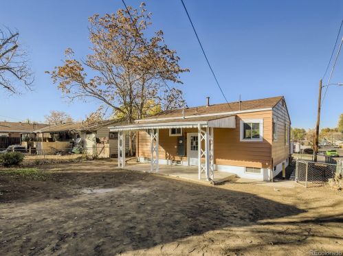 4504 Gill Pl, Denver CO  80219-2376 exterior