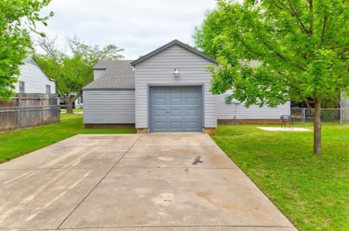 4916 Fairfax St, Fort Worth TX  76116-8916 exterior