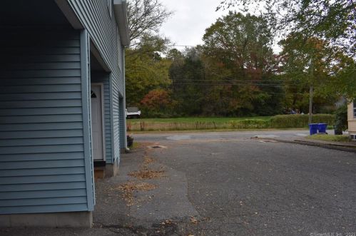 333 Hillside Ave, Torrington CT  06790-5511 exterior