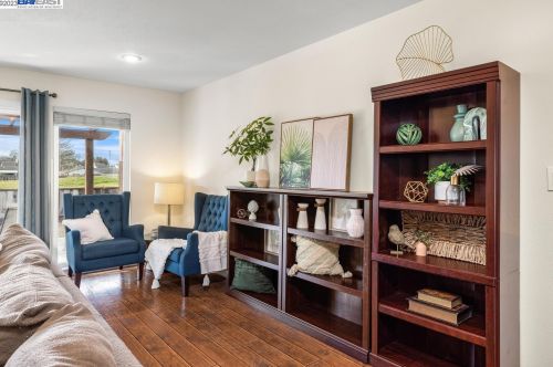 1312 Hollyhock St, Livermore, CA 94551-1408