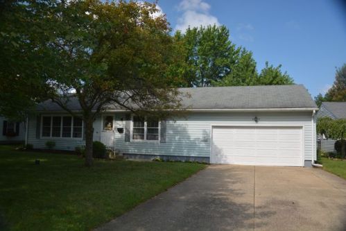 310 Woodhill Dr, Vermilion OH  44001-1636 exterior