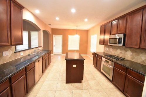 22306 Fieldcrest Ln, Richmond TX  77469-5644 exterior