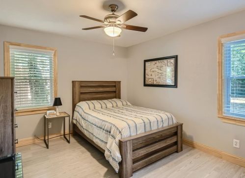 7704 Clenis Ln, Fort Worth TX  76180-6868 exterior