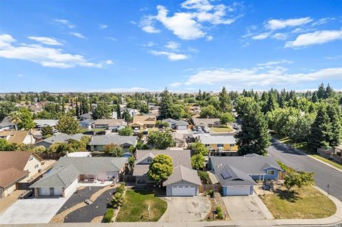 146 Fairview Dr, Vacaville CA  95687-6429 exterior
