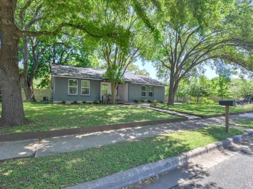 6605 Clubway Ln, Austin TX  78745-3795 exterior