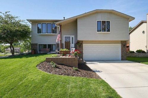 5201 Xenia Ave, Minneapolis, MN 55429-3160