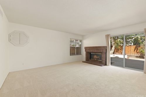 7 Fierro, Irvine CA 92614-5319 exterior