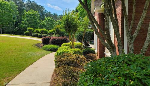 1523 Bent River Cir, Mcdonough, GA 30252-7500