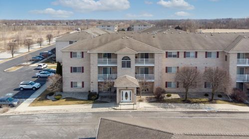 2035 75th Pl, Gary IN  46410-4697 exterior