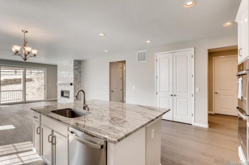 6531 Addison Way, Aurora CO 80016-4162 exterior