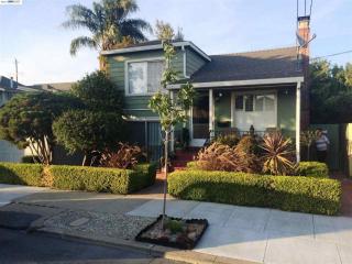 3233 San Jose Ave, Alameda, CA 94501-4862