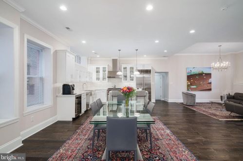 2022 Chancellor St, Philadelphia PA 19103-5605 exterior