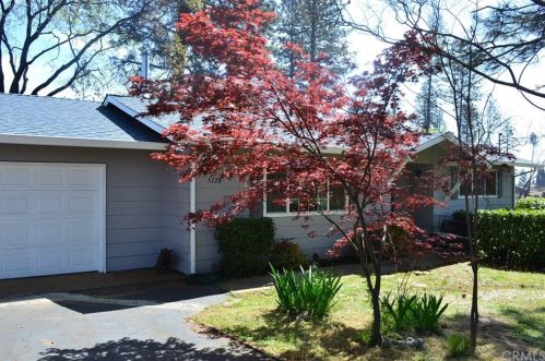 5726 Bonnie Ln, Paradise, CA 95969-5316