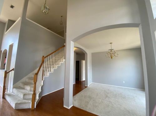 1409 Hollow Ridge Dr, Carrollton TX  75007-6045 exterior