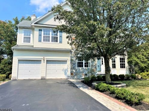 71 York Dr, Princeton, NJ 08540-7906