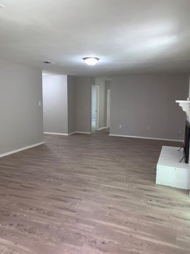 5613 Macneill Dr, Fort Worth TX  76148-3915 exterior
