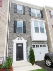1236 Elderslie Ln, York, PA 17403-9039