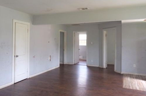 6415 Ethel Dr, Dallas, TX 75227-6127
