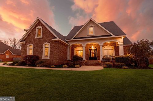 108 Bridgeway Dr, Warner Robins, GA 31088-1117