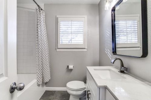 6431 Anita St, Dallas TX  75214-2709 exterior