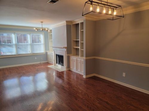 876 Lenox Oaks Cir, Atlanta GA  30324-2839 exterior