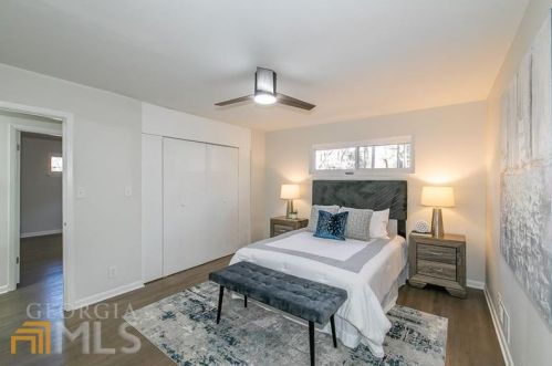 3007 Dogwood Dr, Atlanta GA  30344-3905 exterior