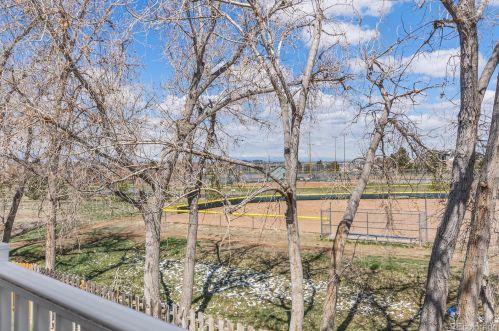 17113 Frd Dr, Aurora CO 80017-3203 exterior