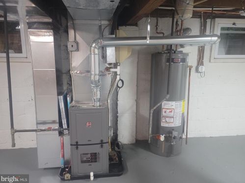 10220 Meredith Ave, Silver Spring MD 20910-1060 exterior